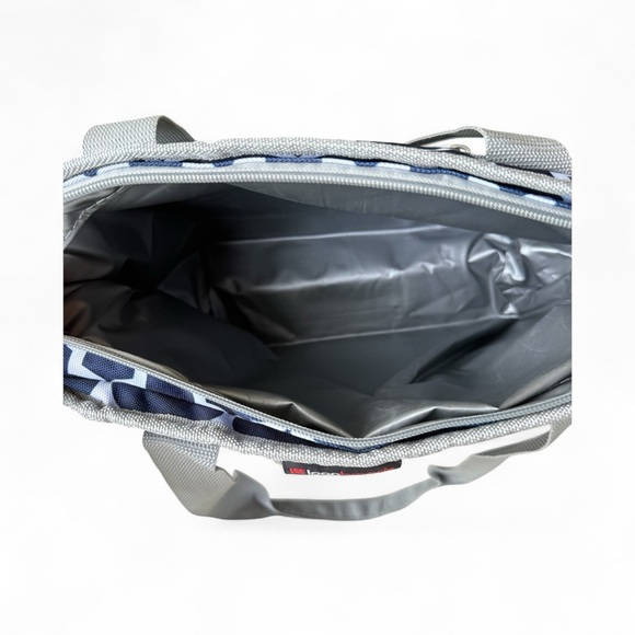 Seattle Seahawks NFL Cooler Tote Bag Holds 16 Cans Multi-Color CYBER MONDAY $35 - Picture 5 of 7